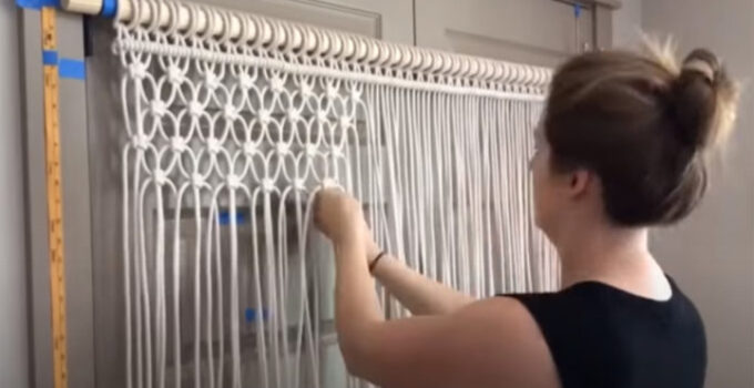 Aprende como hacer hermosa cortina en macrame de manera facil Aprende como hacer hermosa cortina en macrame de manera facil